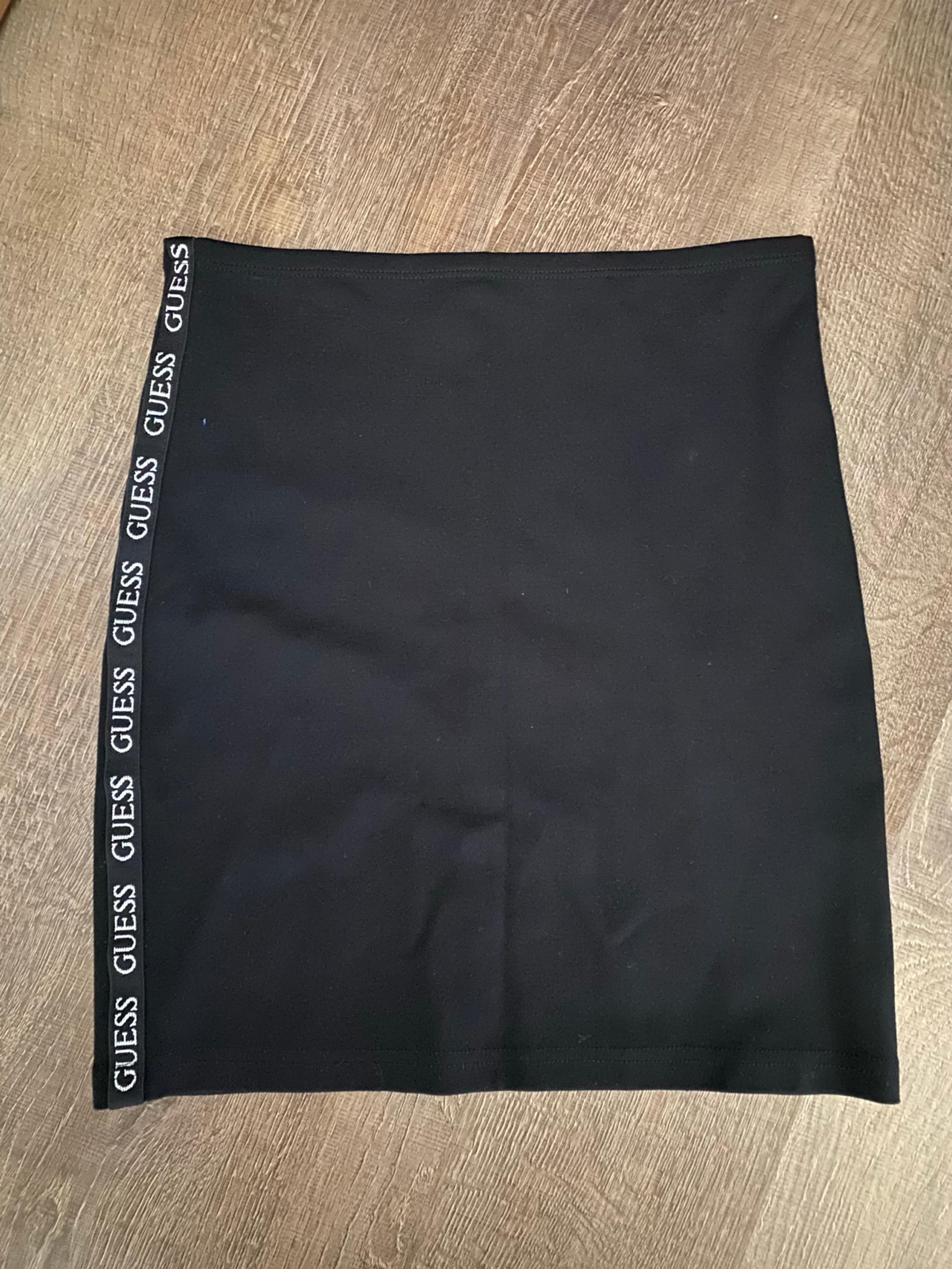 GUESS mini skirt