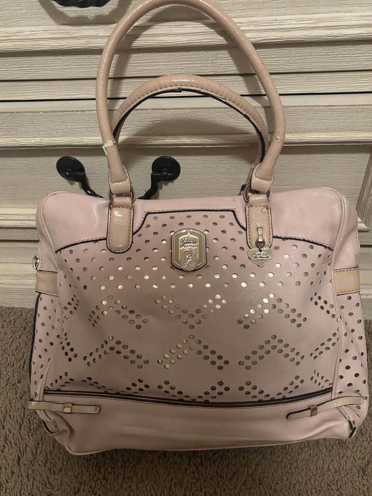 Guess Purse / Handbag
