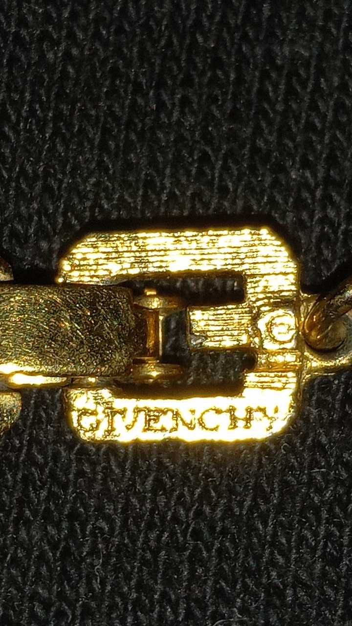 Vintage givenchy Necklaces and pend