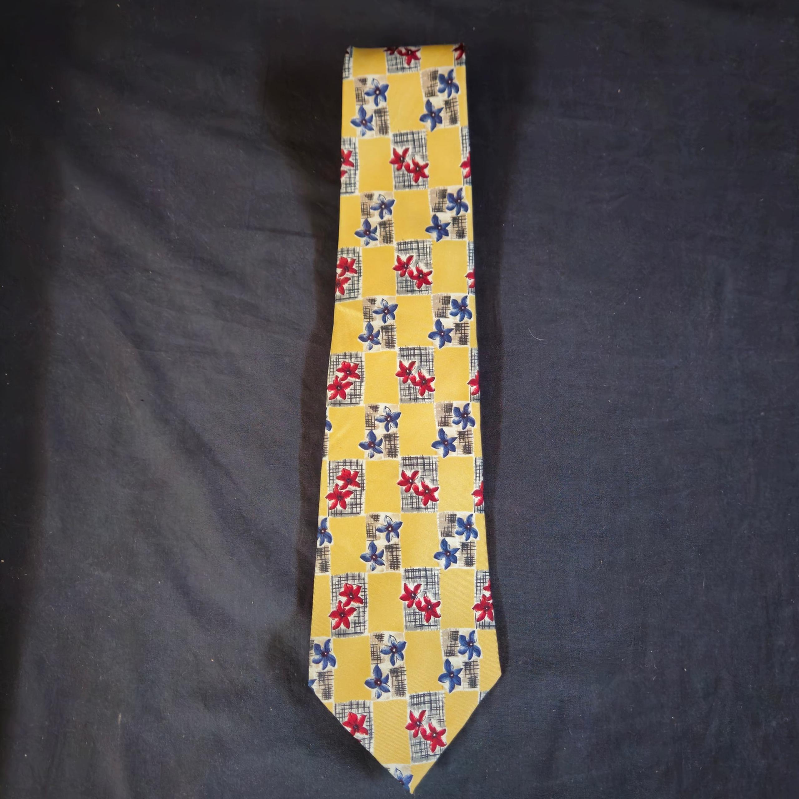 Vintage Barrington Yellow Floral Print Neck Tie Business Office