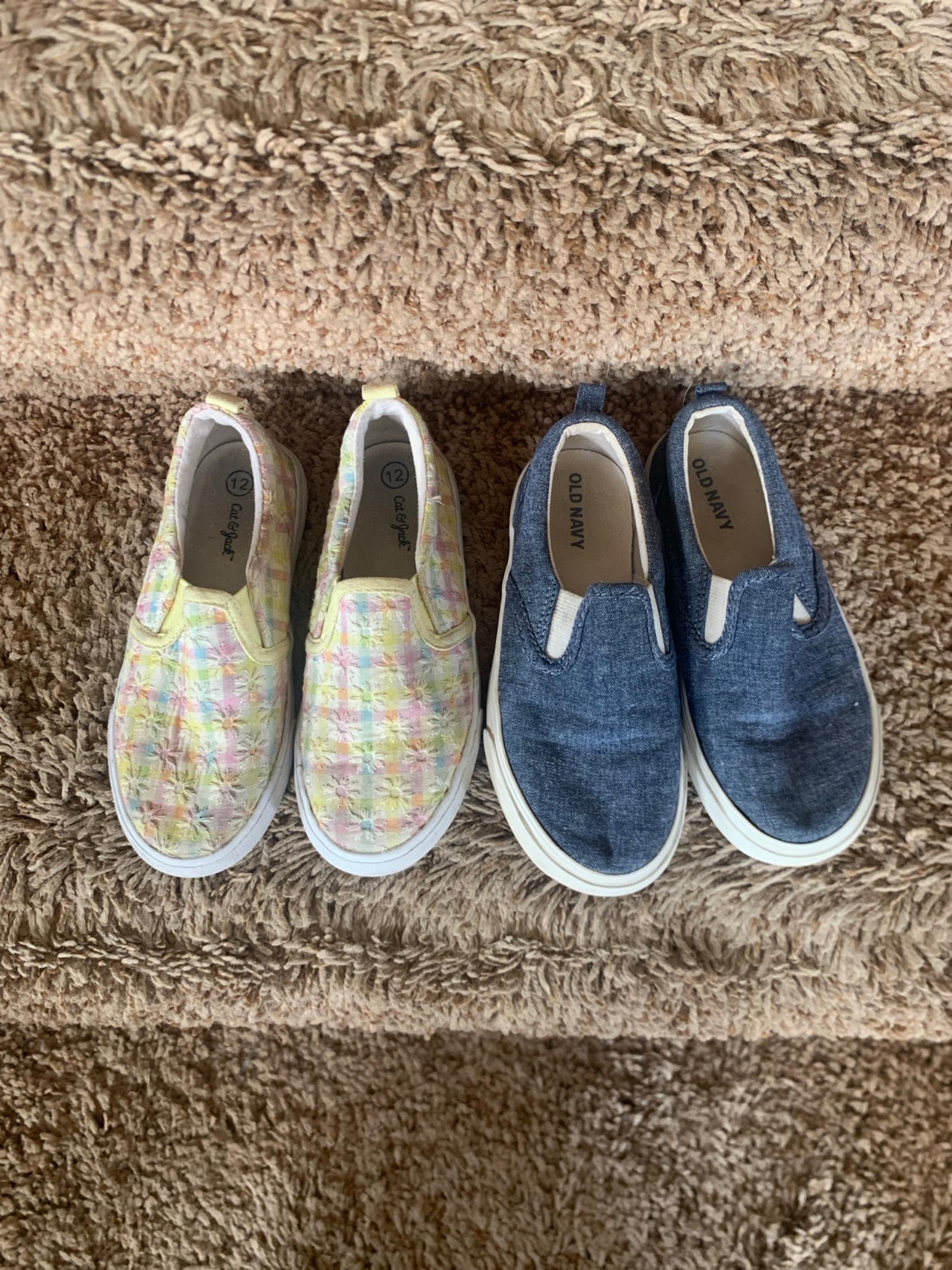 Girls Slip On Shoes- Sz 12 - Cat & Jack