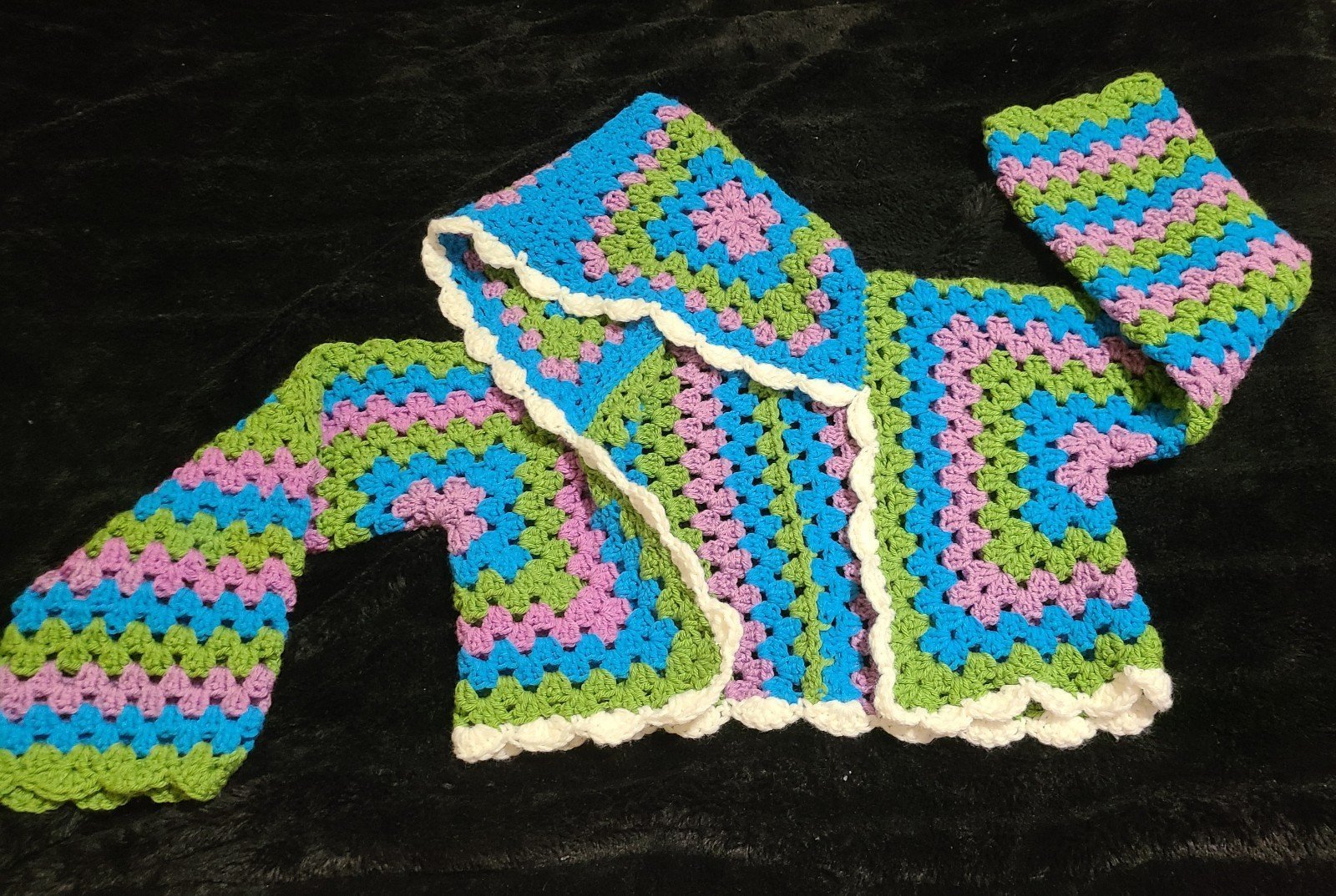 Crochet cropped hooded cardigan
