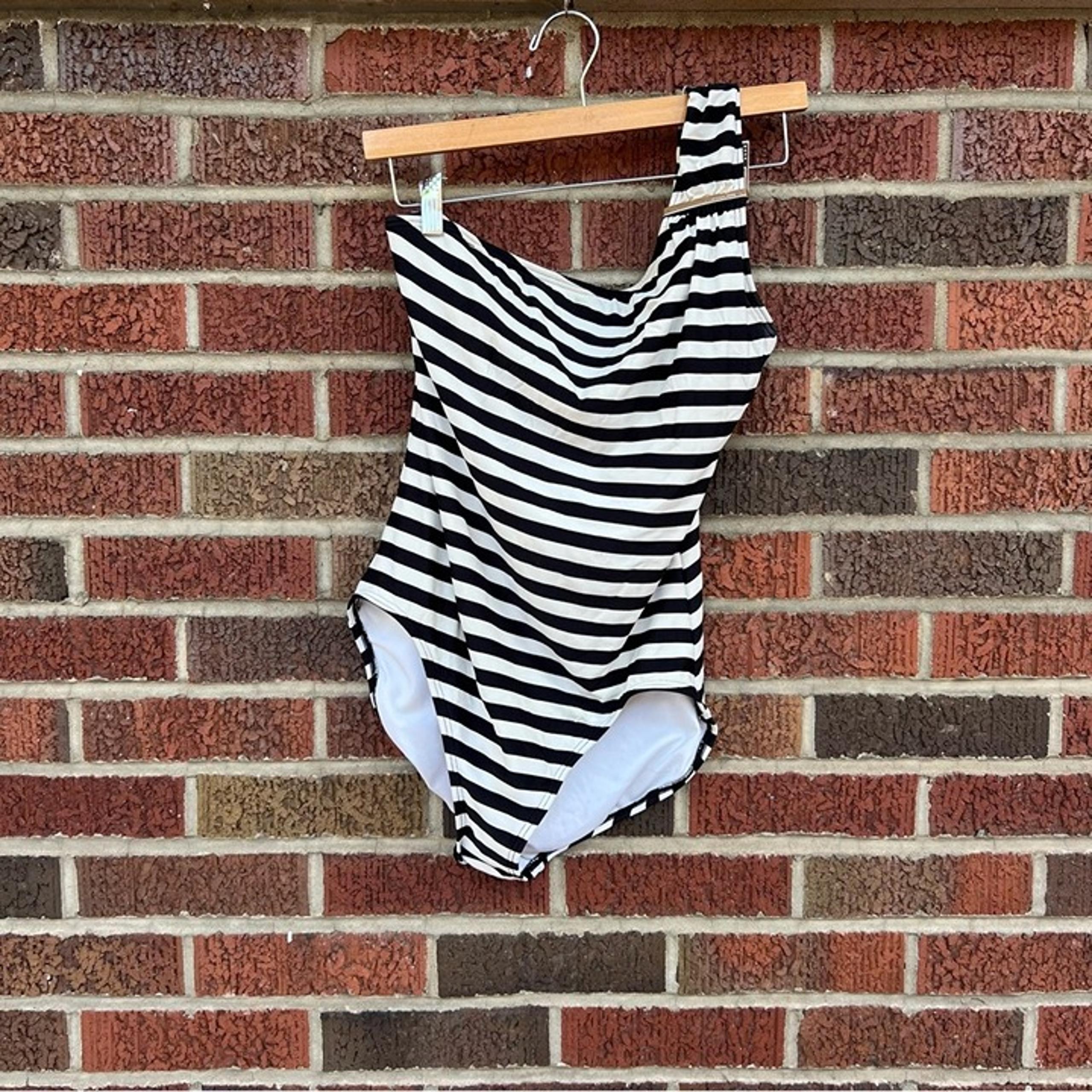 Michael Kors Navy Blue and Cream Striped One Shoulder Gold Fixture Bathing Suit