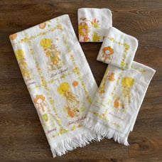 Vintage Holly Hobbie Towel Set