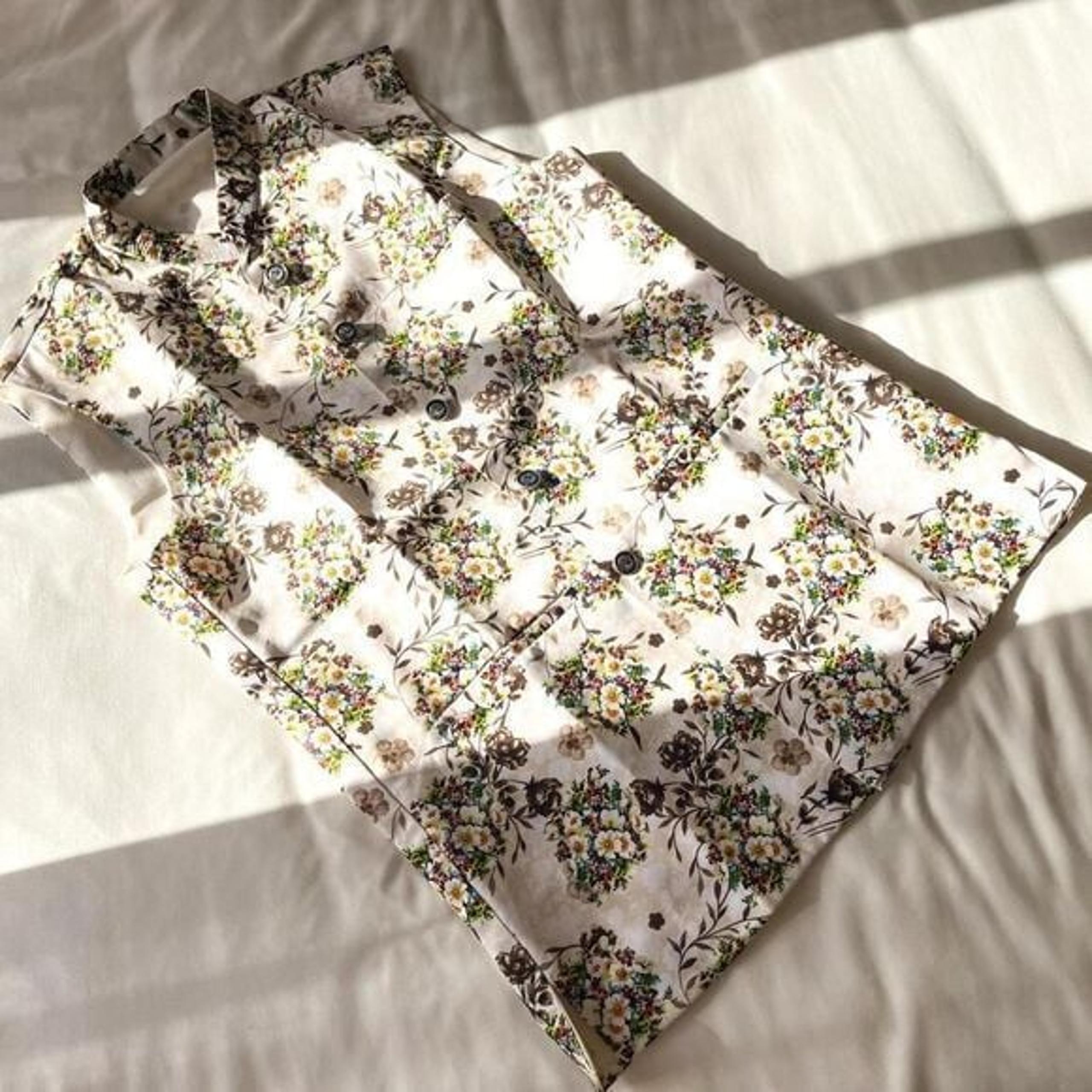 vintage cream floral button down blouse womens medium