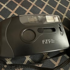 Rare old film compact focus free camera FUJI FZ-5 fujinon lens 35mm black