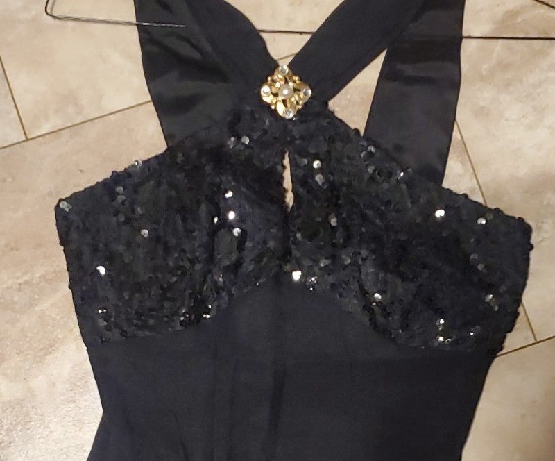 Bari Jay Women's Size 7-8 Black With Sequence & Broach Formal Prom Dress