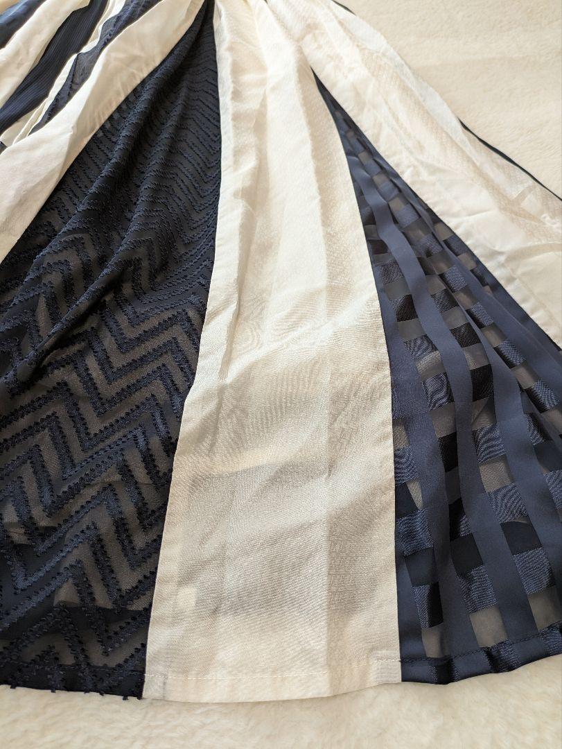 ANREALAGE UNSEASON Long Skirt 38 【New with Tags】