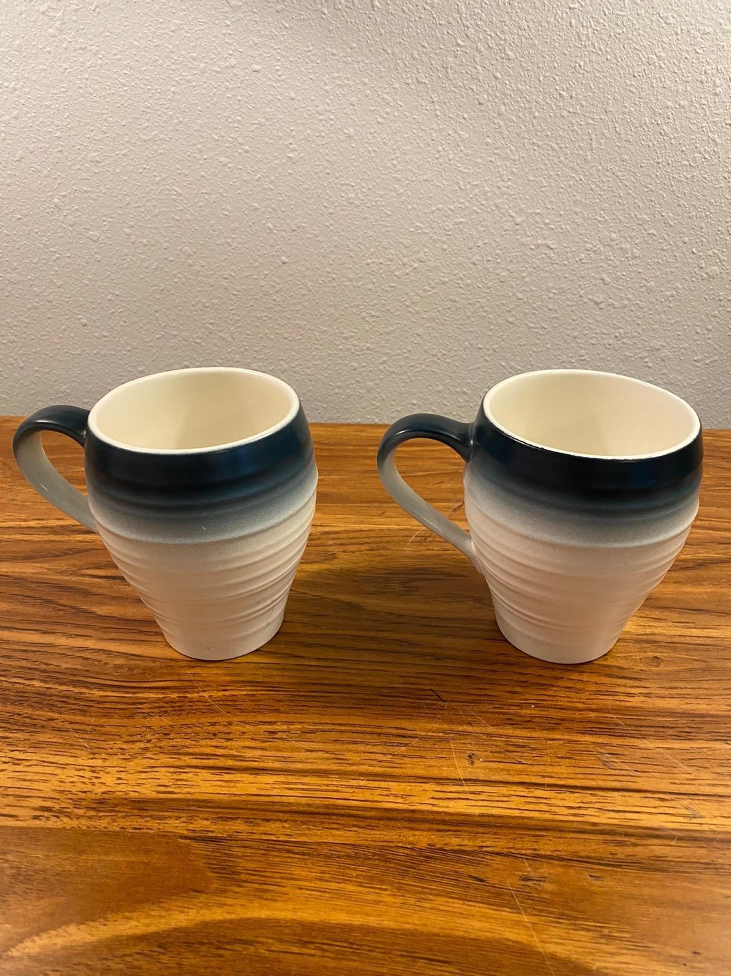 2 Mikasa Ombre Stoneware Coffee Mugs