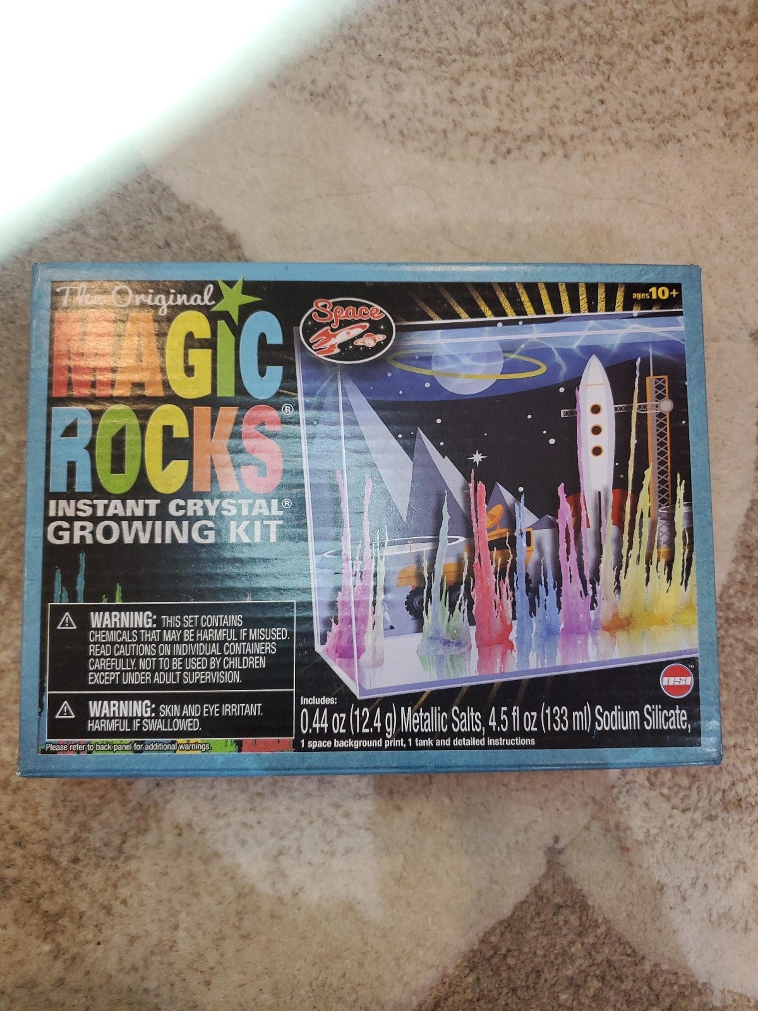 NIB, Magic Rocks Instant Crystal Growing Kit