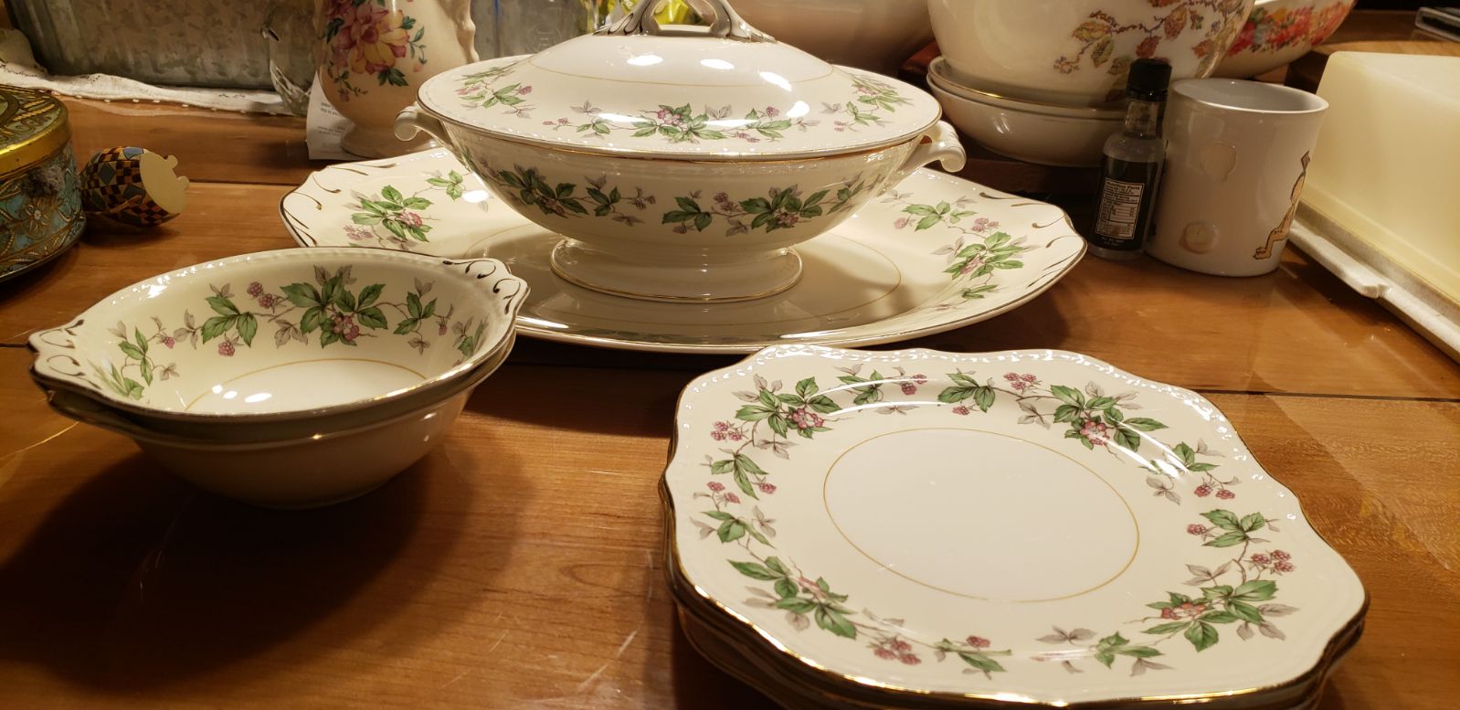 Homer Laughlin Set