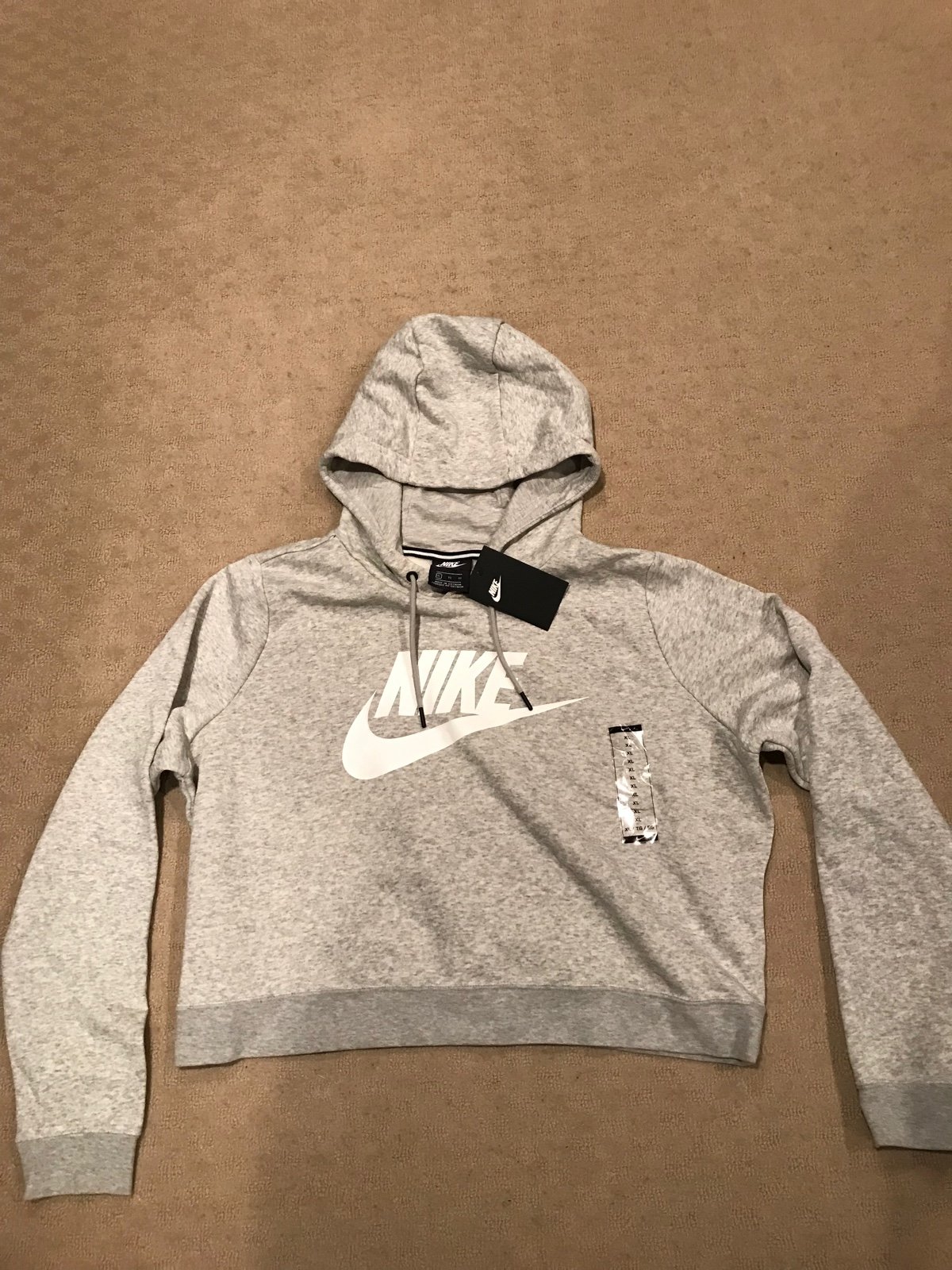 Woman’s Nike NWT Cropped Hoodie