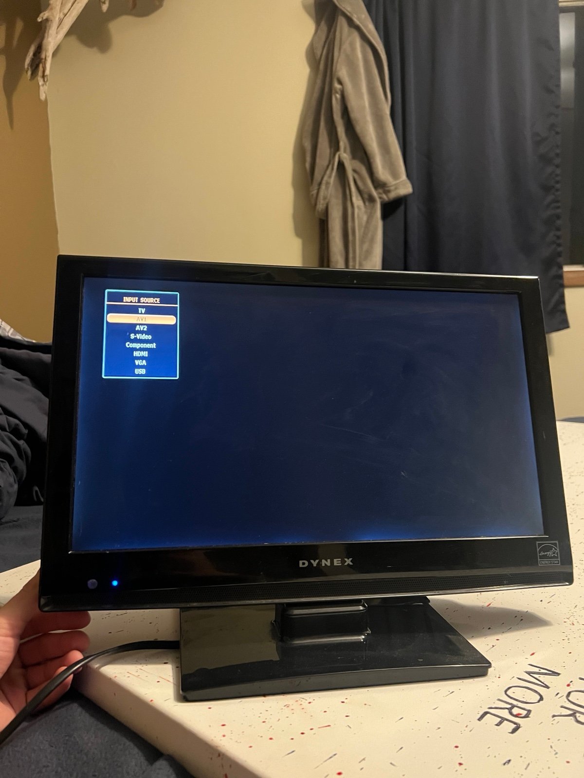 Dynex DX-L19-10A 17” 720p LCD TV
