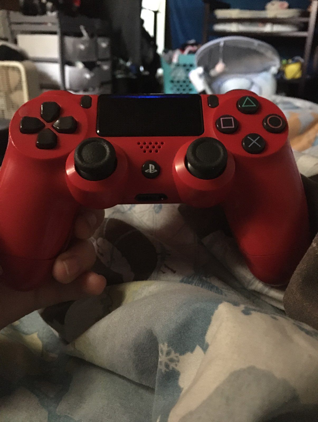 PS4 controller