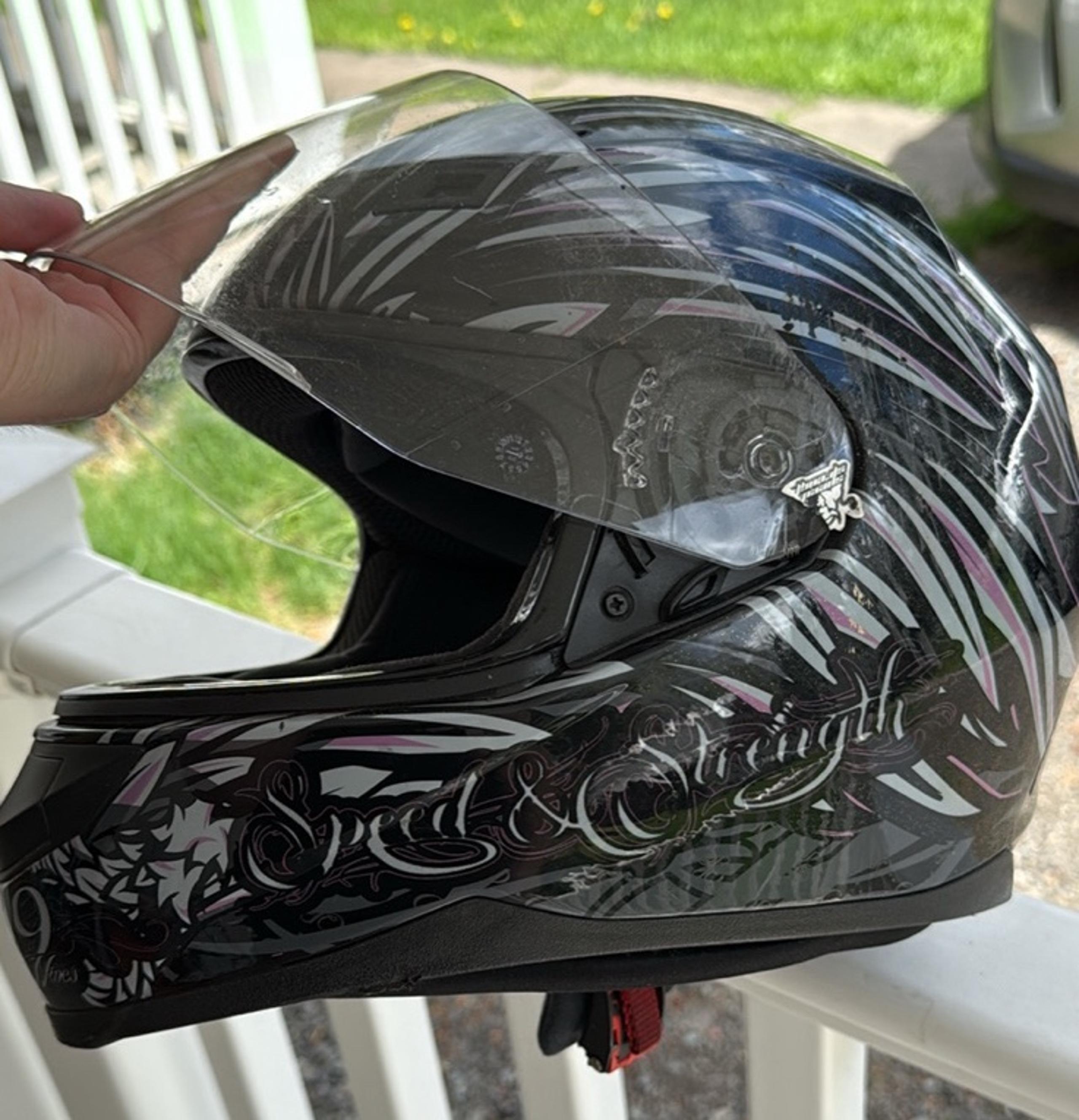Speed and strength full face motorcycle helmet women’s large black purple