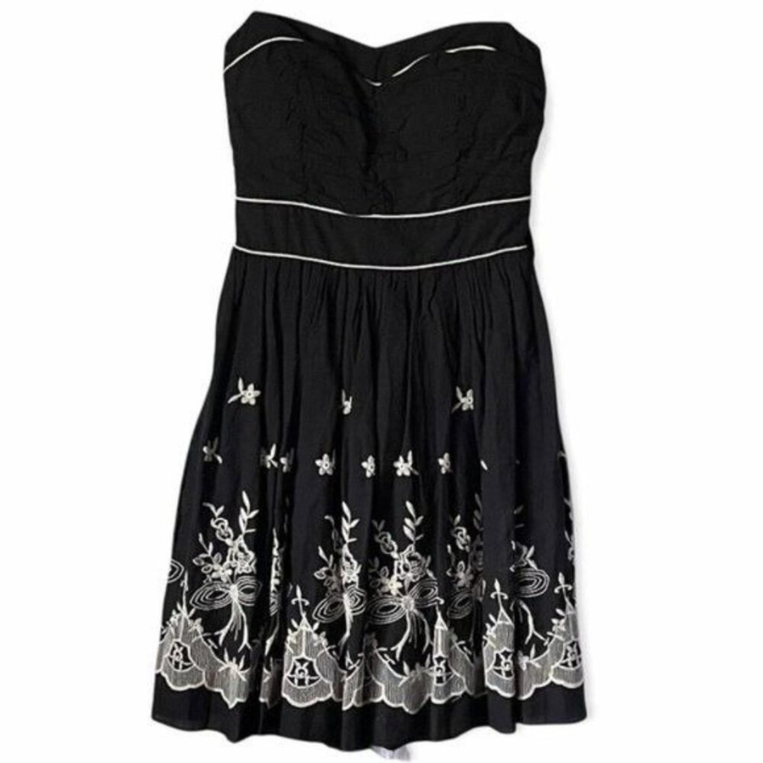 Sequin Hearts Dress Junior Size 5 NWT Strapless Embroidered Black