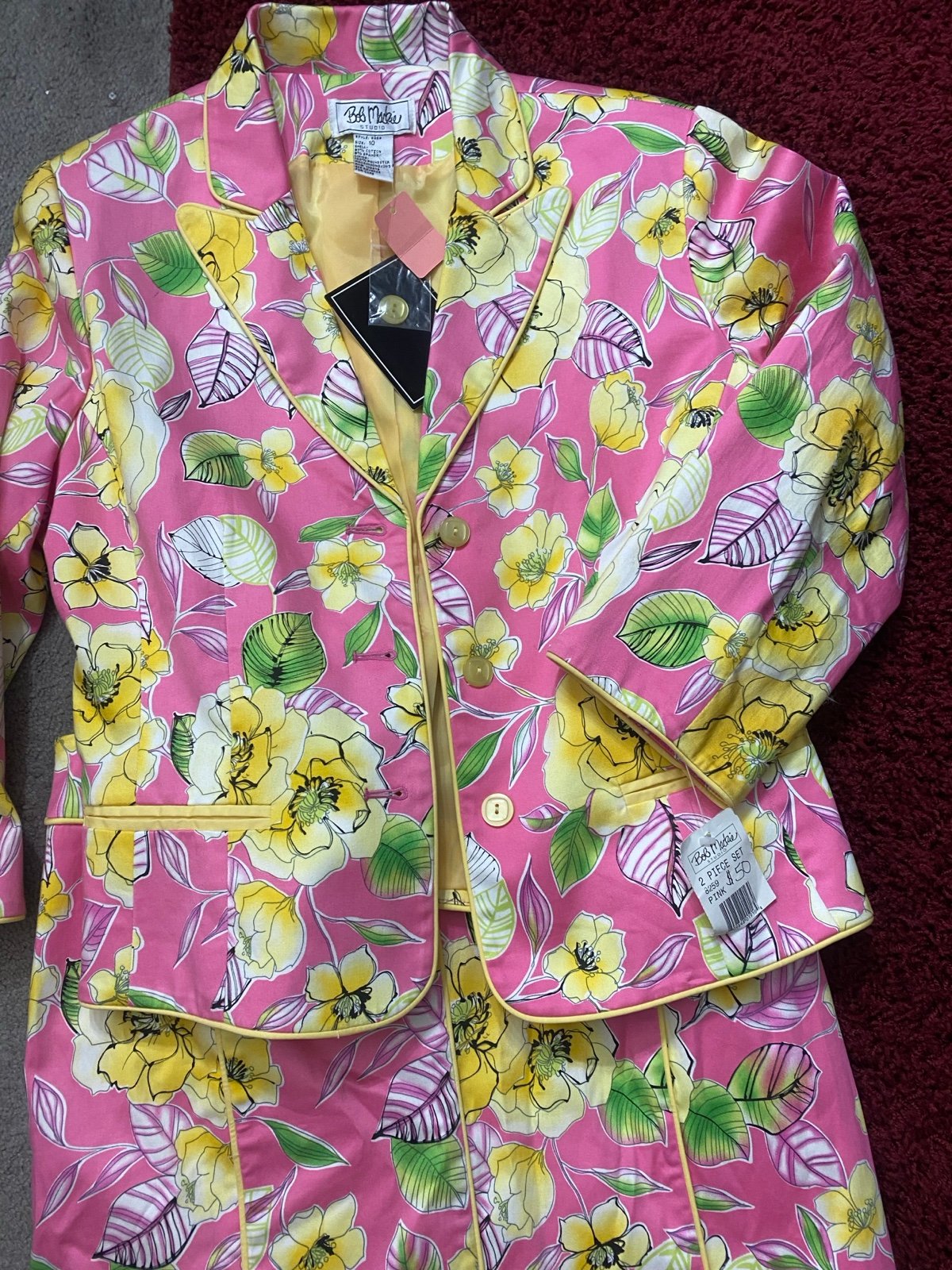 Women’s suit