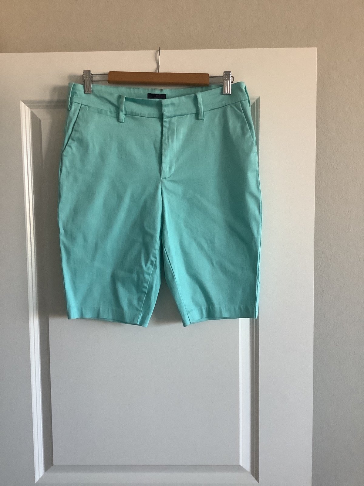 Turquoise NYD Designer Jeans Bermuda shorts size 10