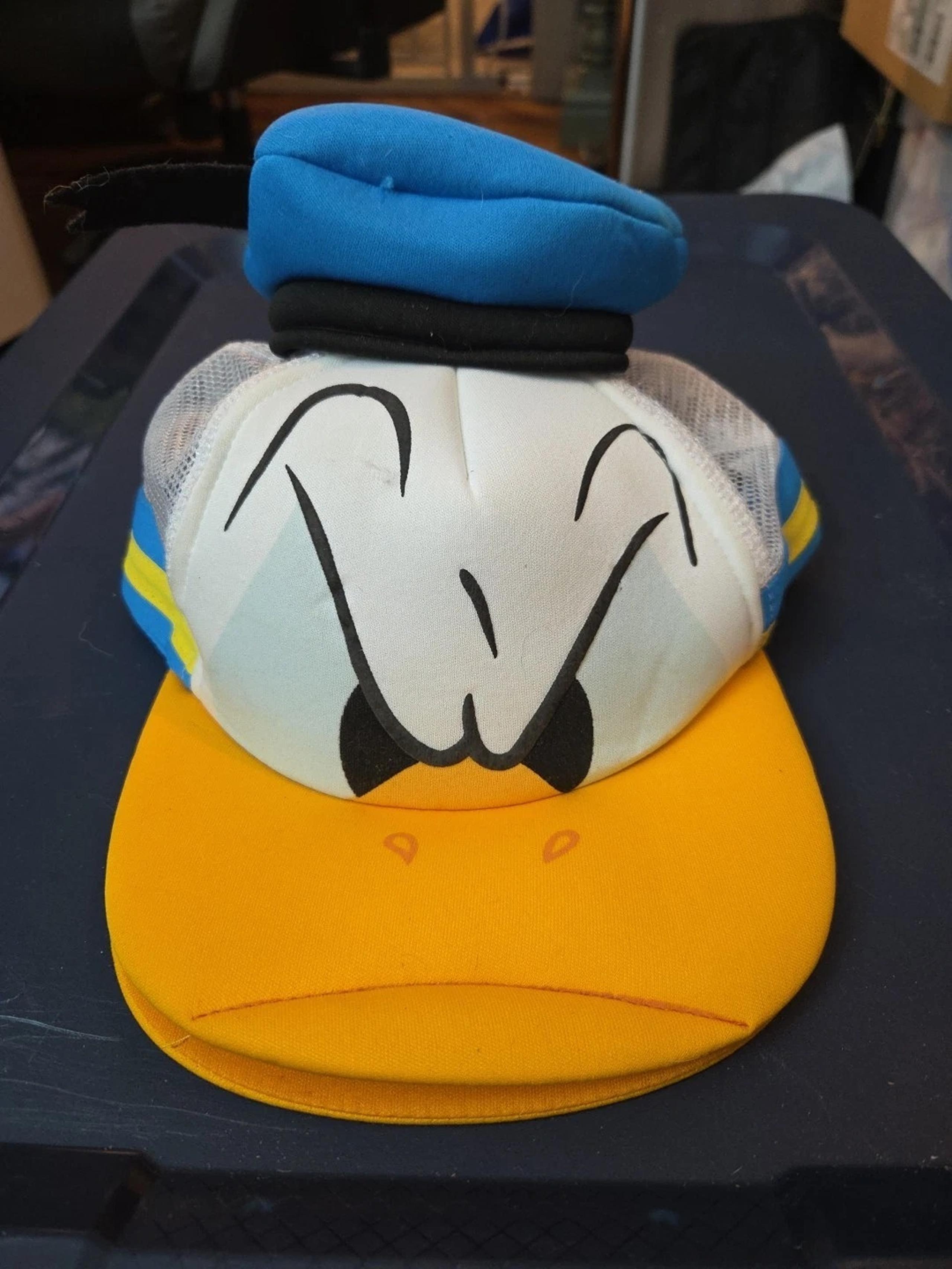 Disney Donald Duck Baseball Hat NWT
