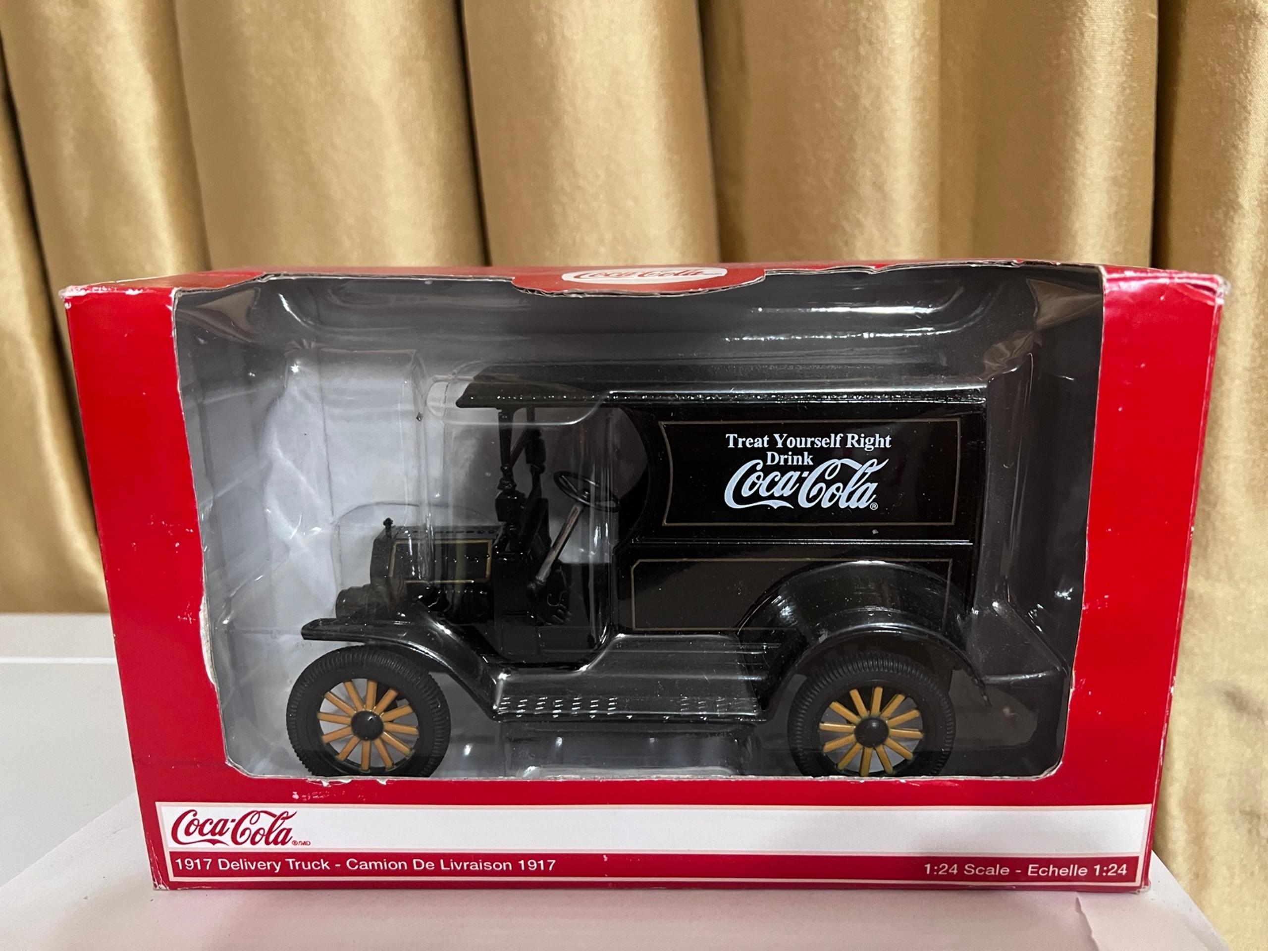 New Coca Cola 2017 delivery truck 1/24