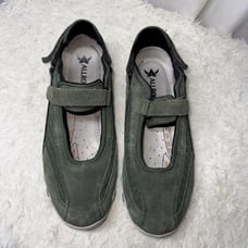Allrounder by Mephisto Shoes Women Size US 9.5 Green Suede Niro Mary Jane Shoes