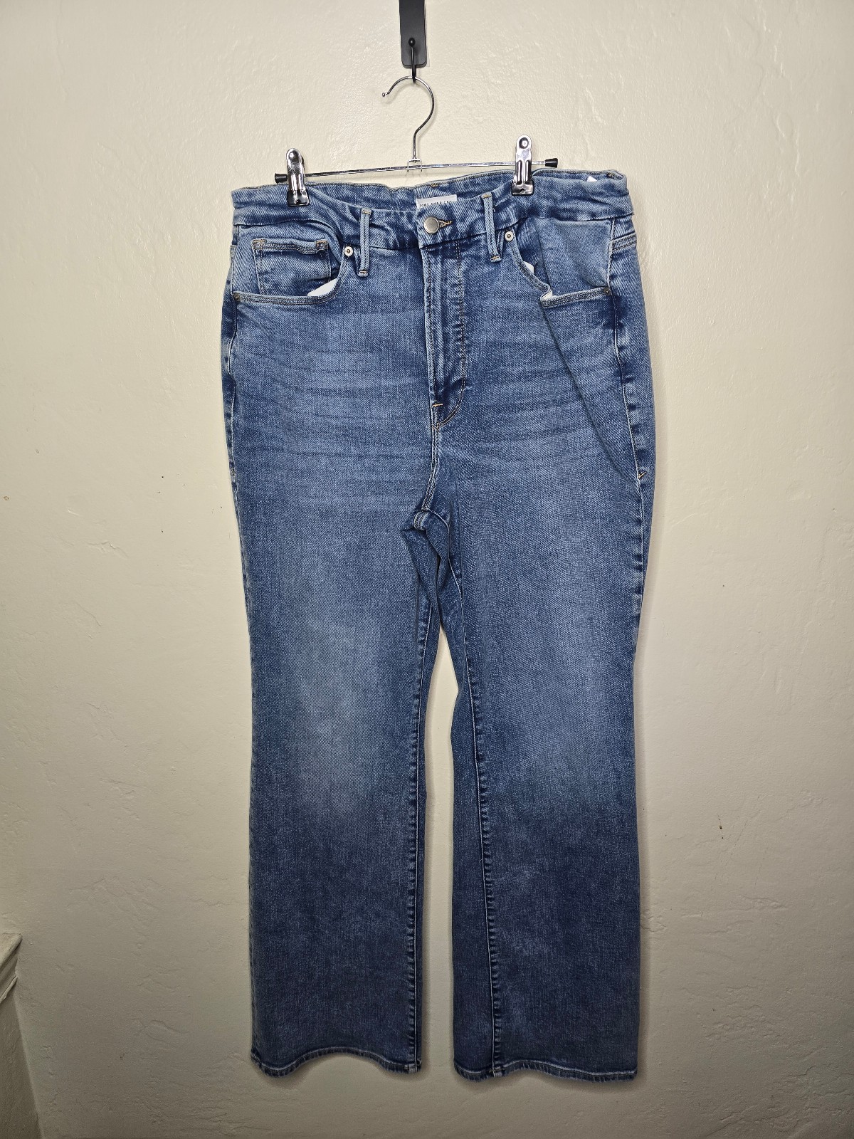 Good American bootcut jeans