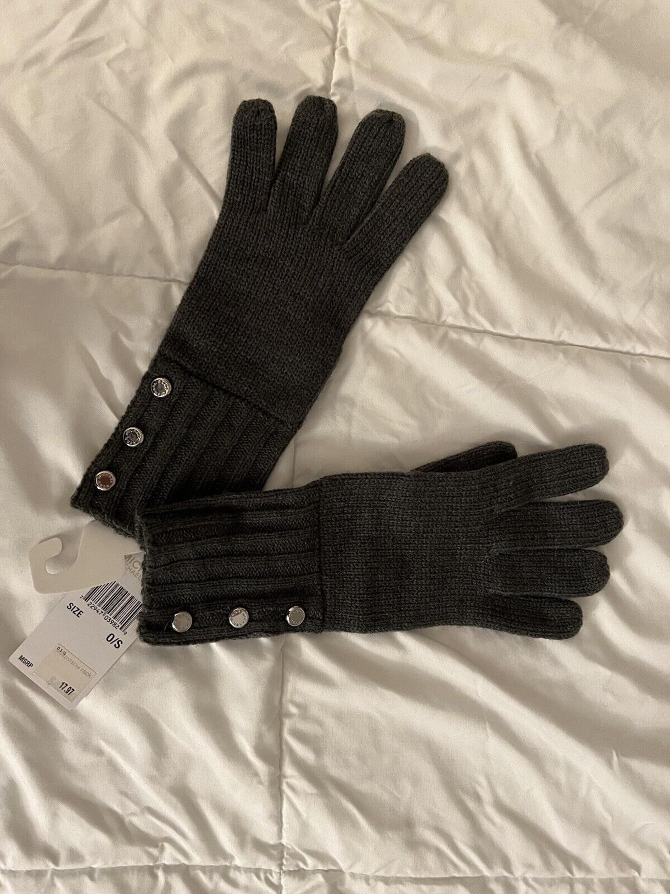 MICHAEL Michael Kors Gray Knit Gloves Women’s One Size NEW!