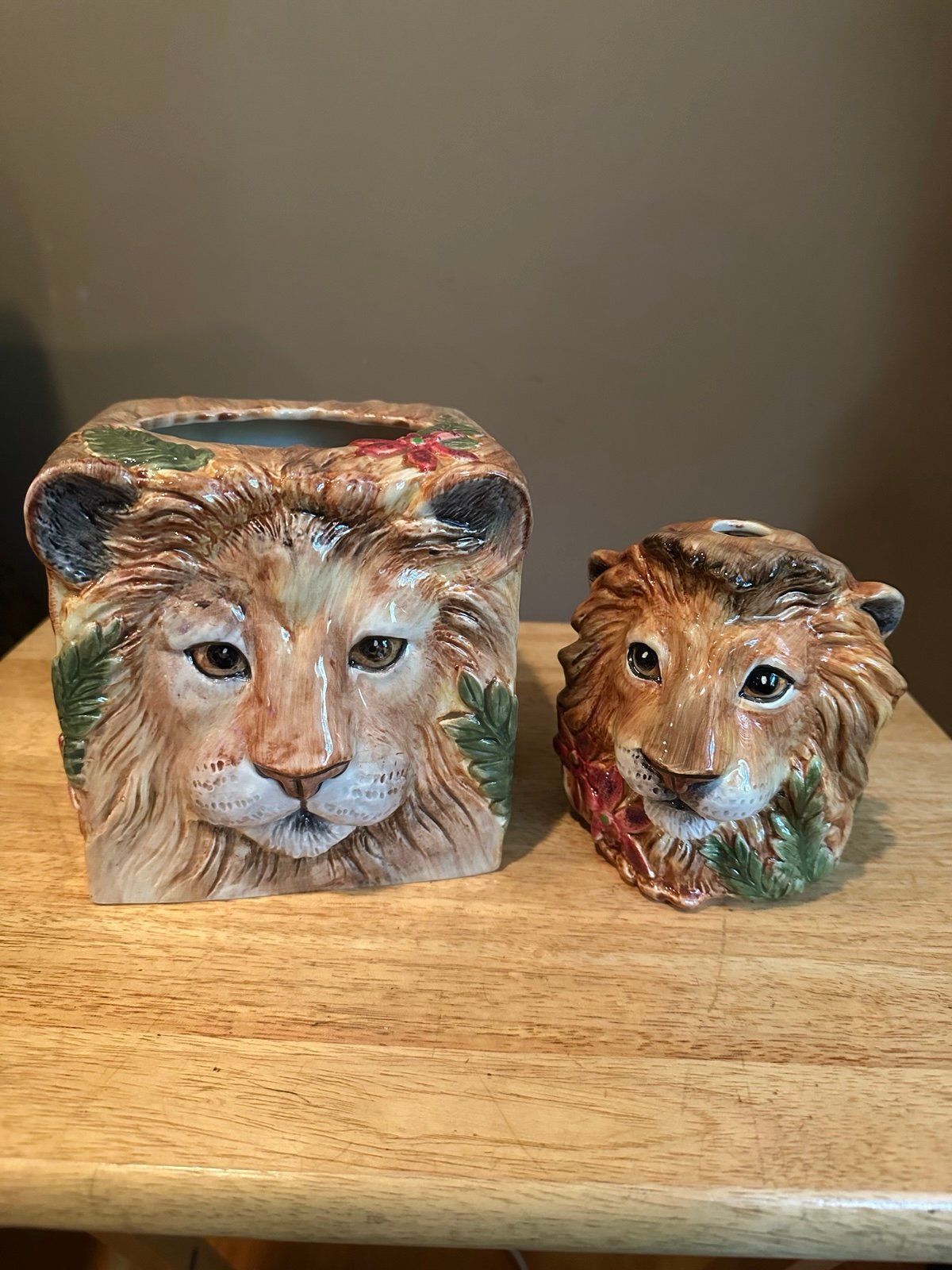 Fitz and Floyd Serengeti Tooth Bbrush Holder and Tissue Box Cover