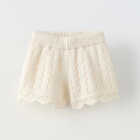 NWT Zara textured shorts 3-6M (26.8 inches)