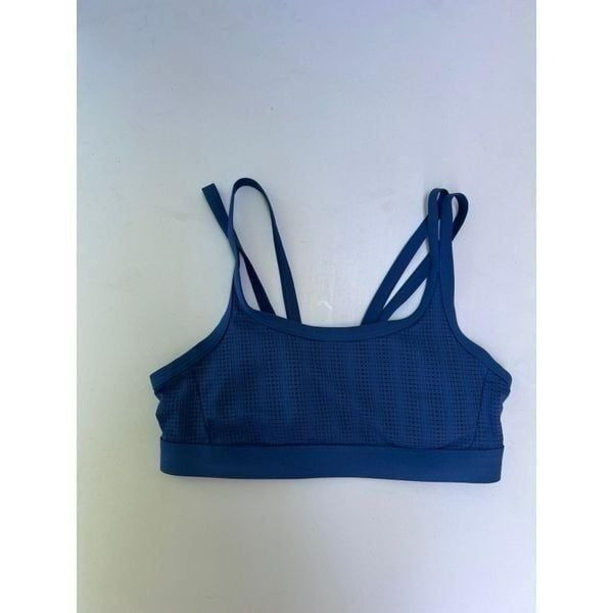 Under Armour Sports Bra size Small