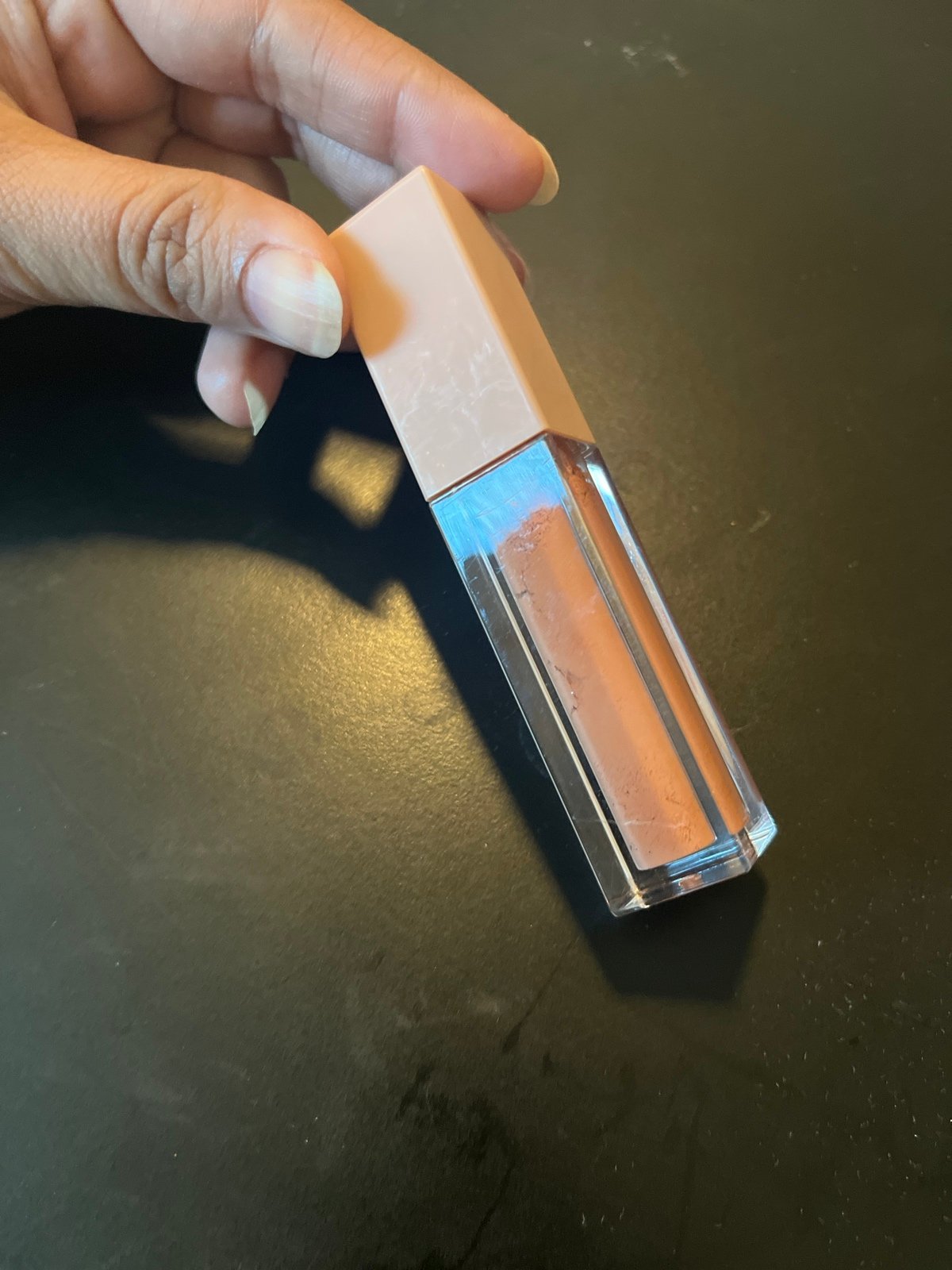 Kkw cosmetics nude 2 gloss