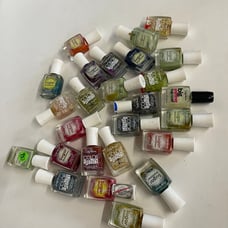Sally Hansen Nail Polish Random Assorted 98pcs