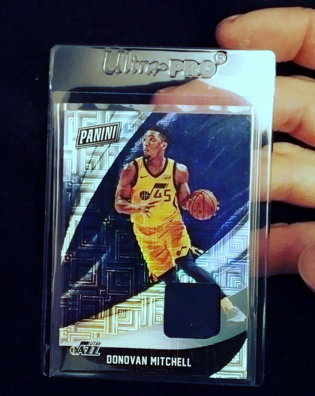 Donovan Mitchell 2018 Panini Black Friday Game Worn Esther Square Prizm /25