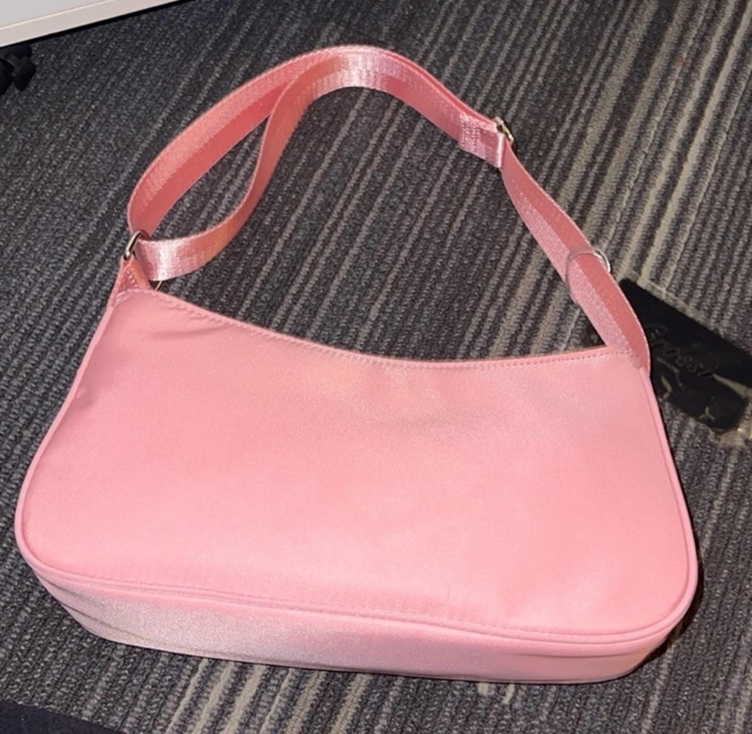 forever 21 pink shoulder bag