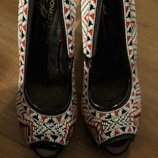 Donald Pliner beaded 4 1/2 inch platform heels white black red beads size 7 1/2M