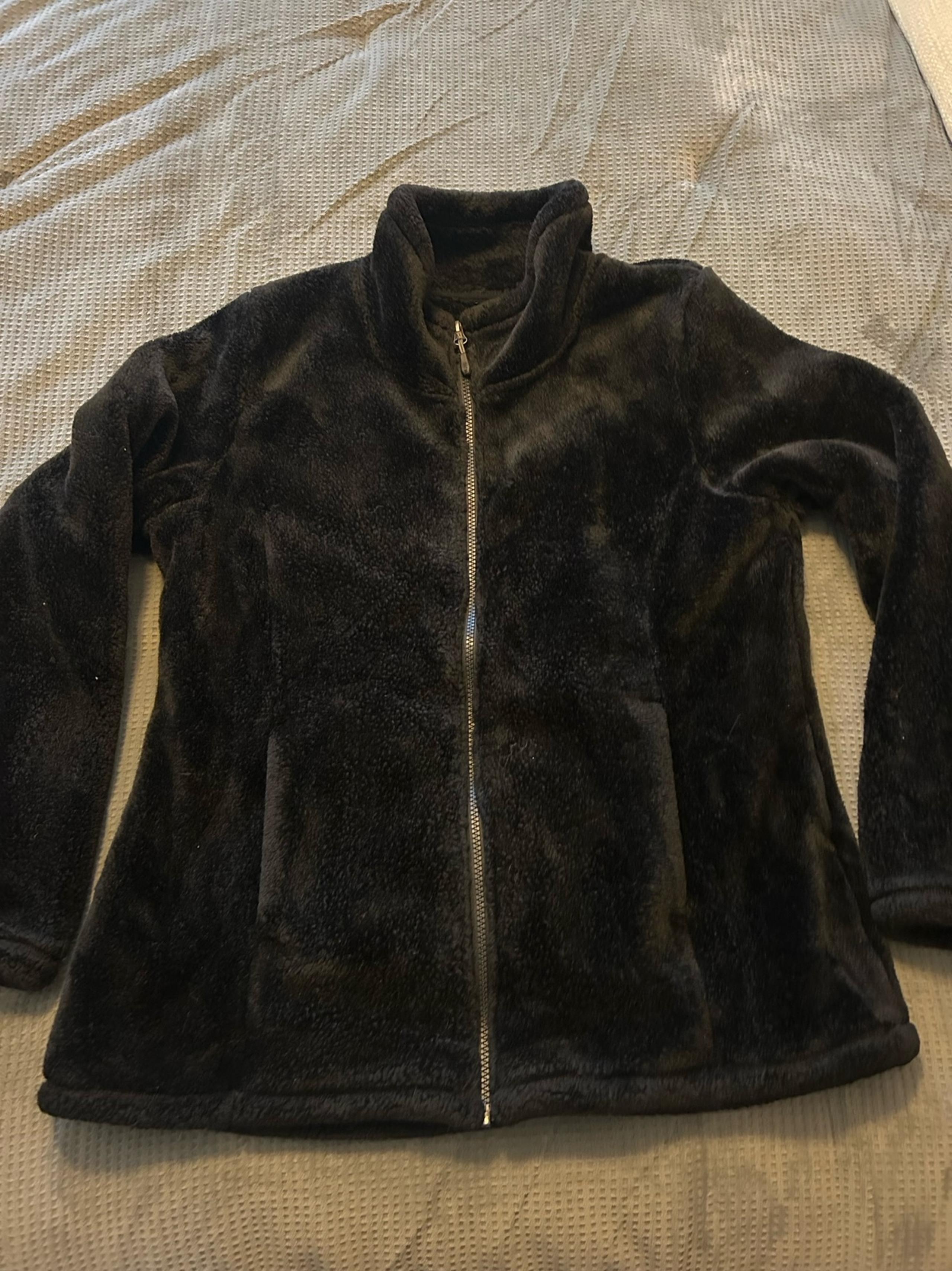 Black Sherpa zip up jacket by 32 Degrees