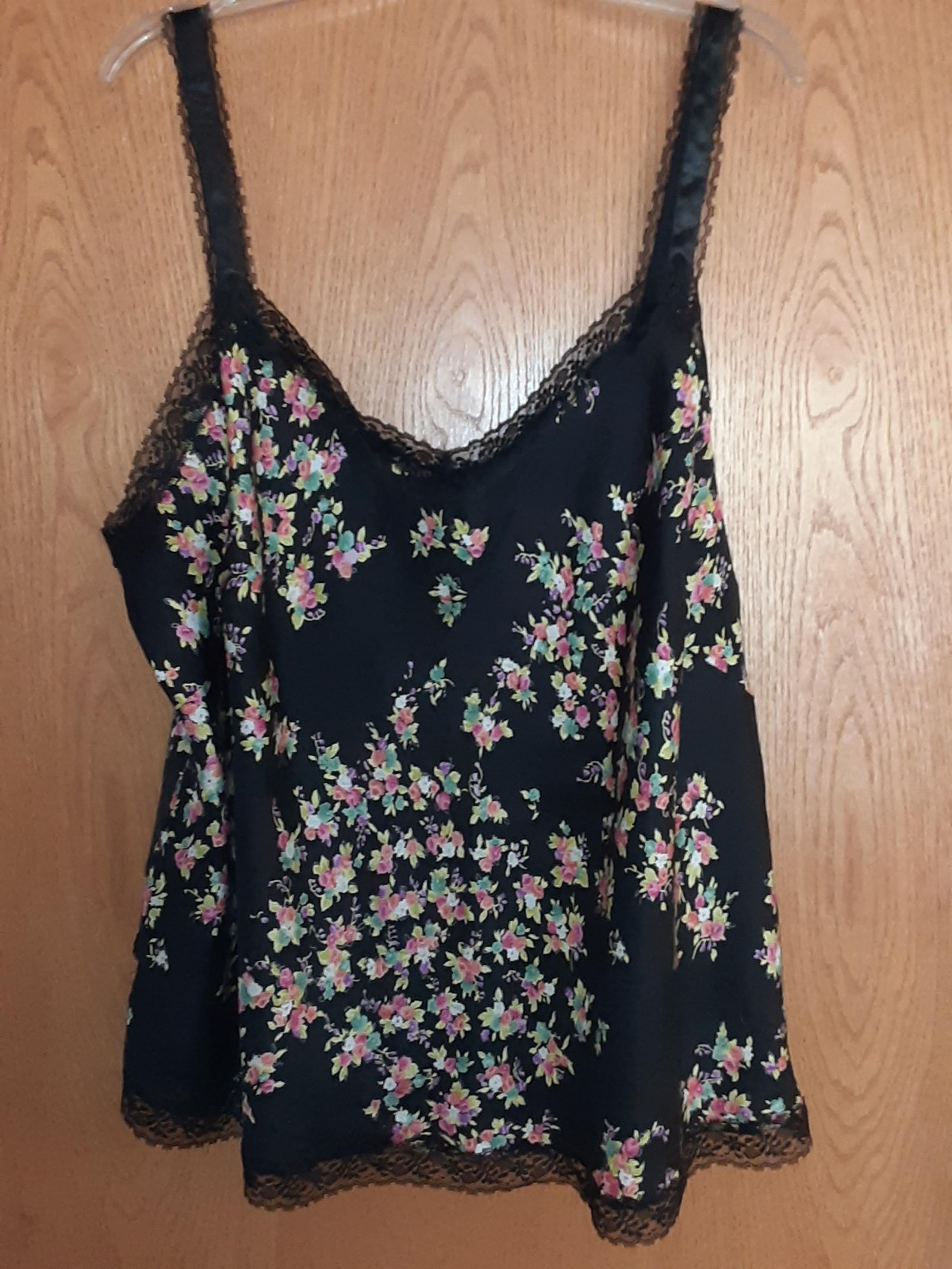 Womens size 22 Nine West camisole