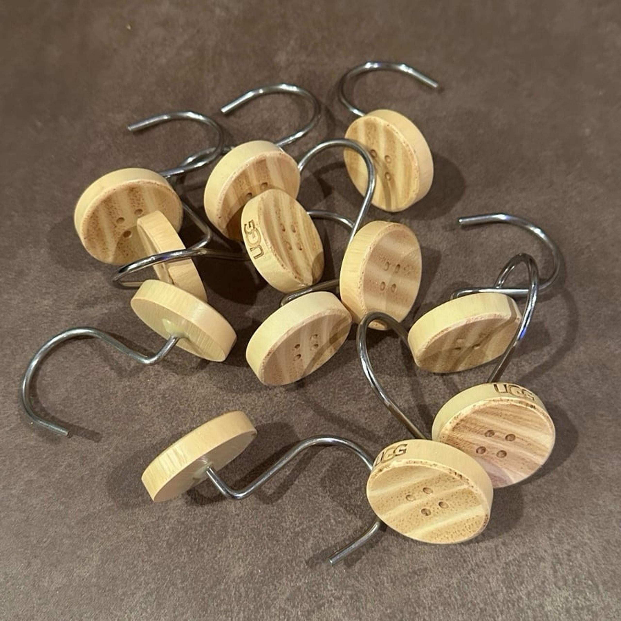 Ugg 12 Piece Button Shower Curtain Hooks