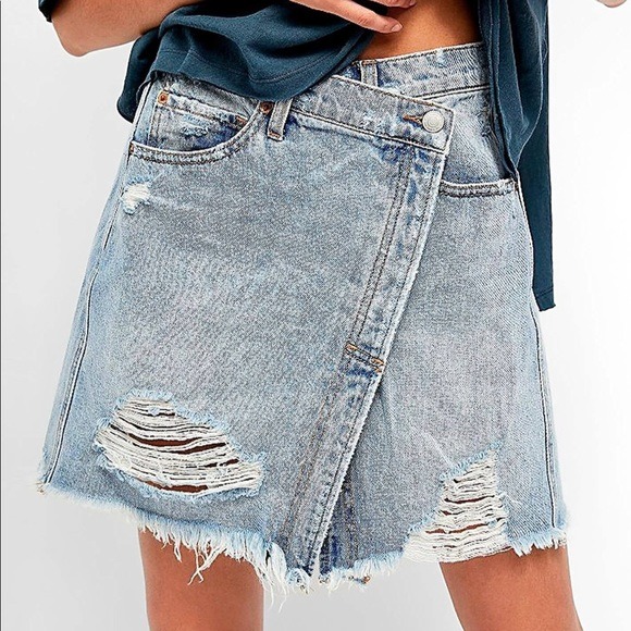 FREE PEOPLE Surf’s Up Wrap Denim Skirt 24