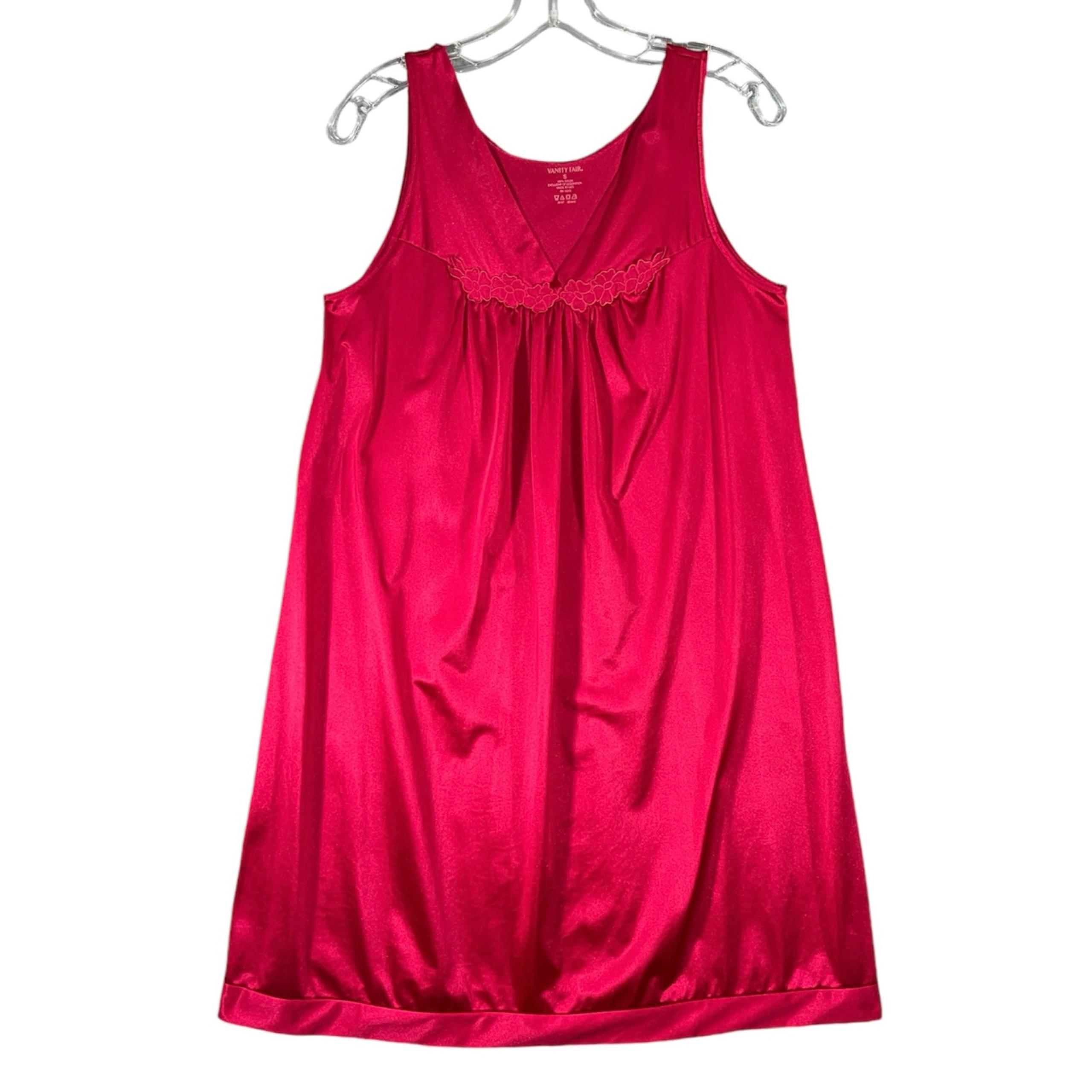 Vanity Fair Women’s Raspberry Red Nighty Size S Babydoll Nightgown Satin Accent