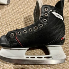 CCM RBZ Intruder Limited Edition Hockey Skates. Size 3