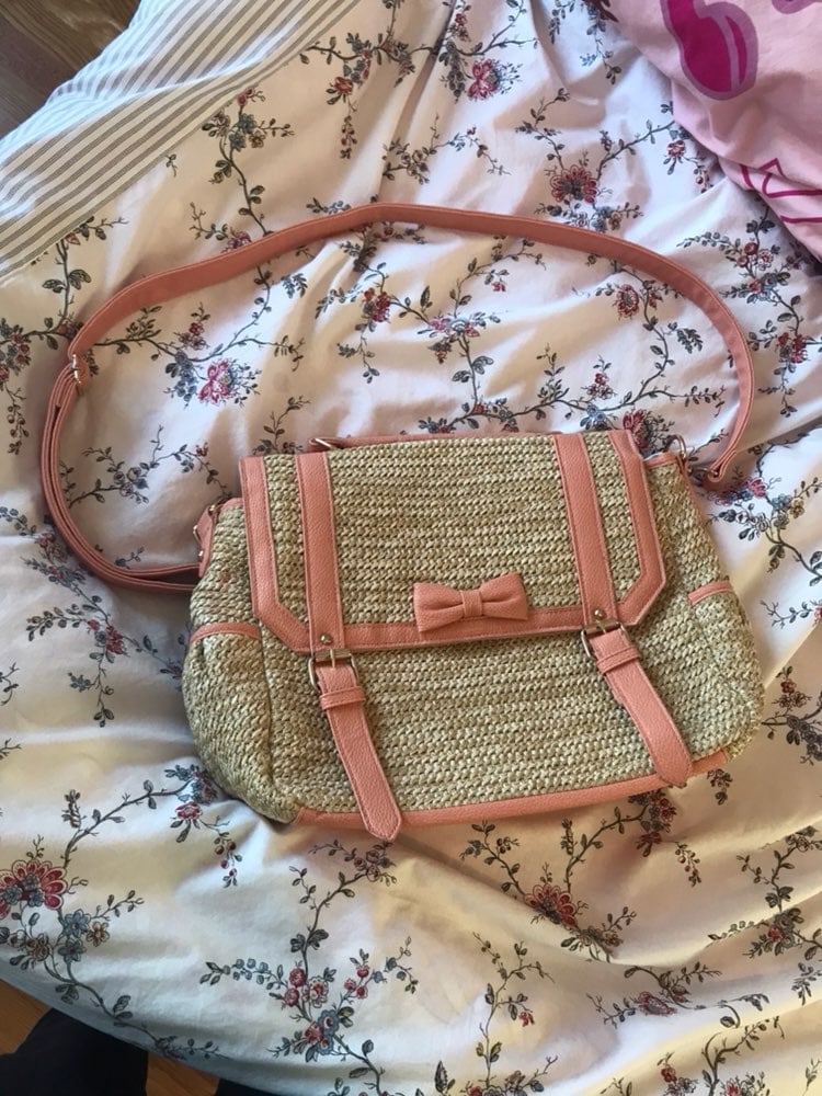 Pink Bow Woven Messenger Bag