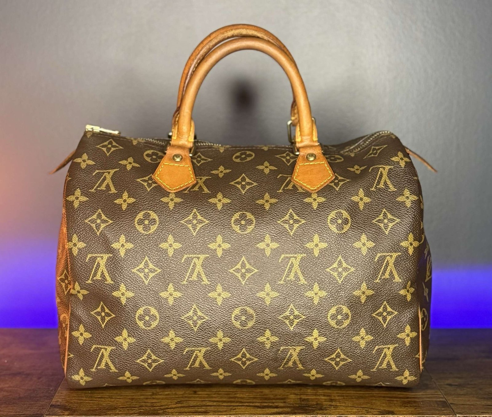 Louis Vuitton Speedy 30