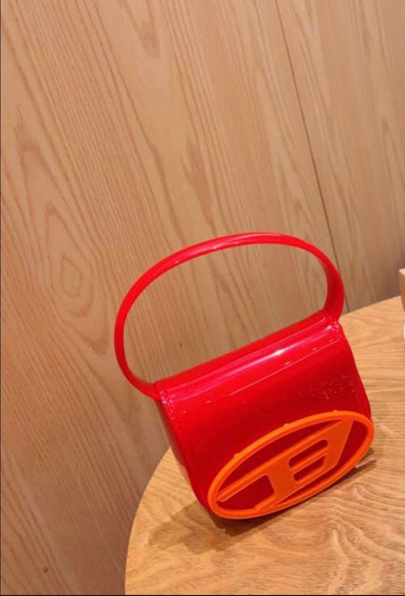Mini shoulder bag