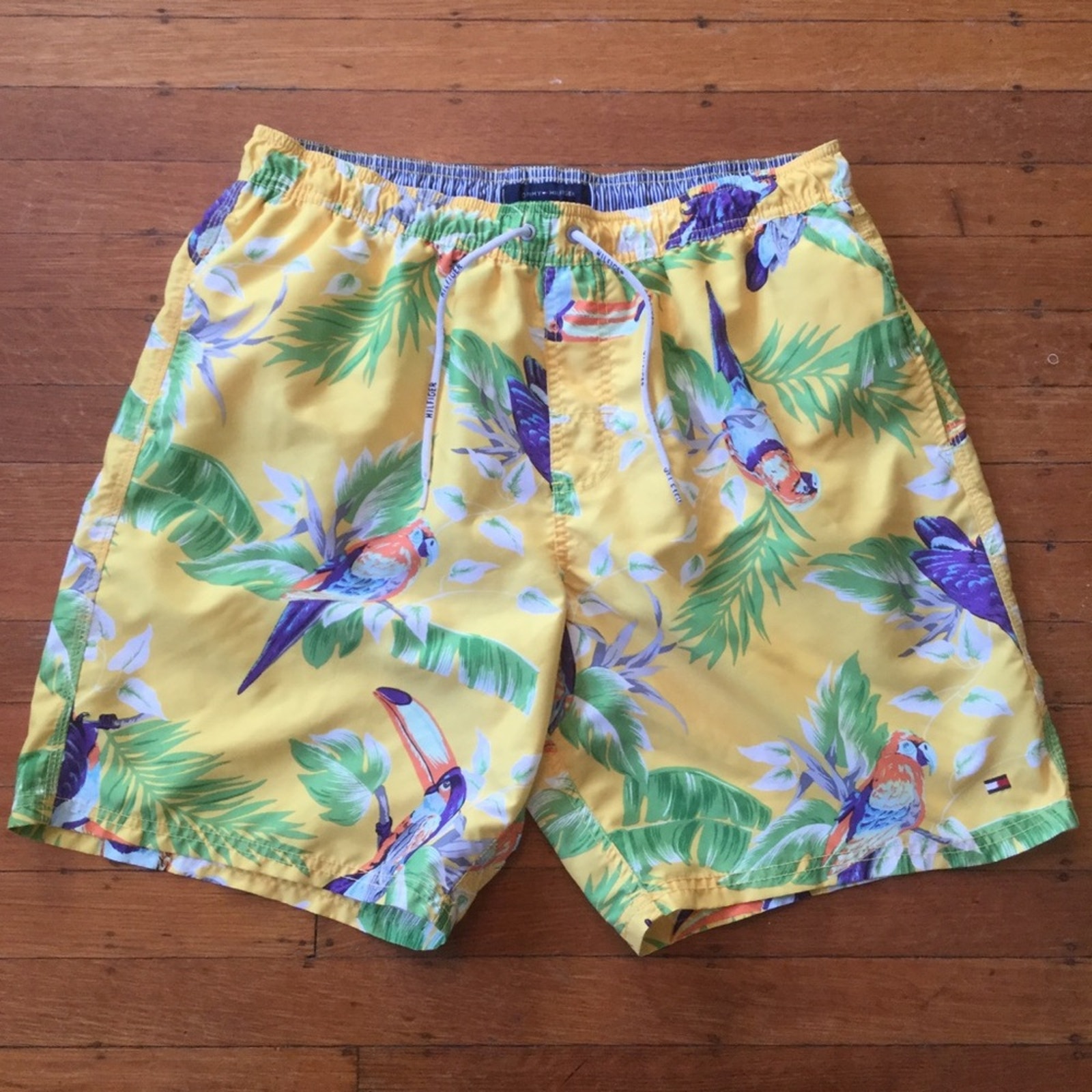 Tommy Hilfiger Large Swim Trunks Bird Parrot Tucan Palm