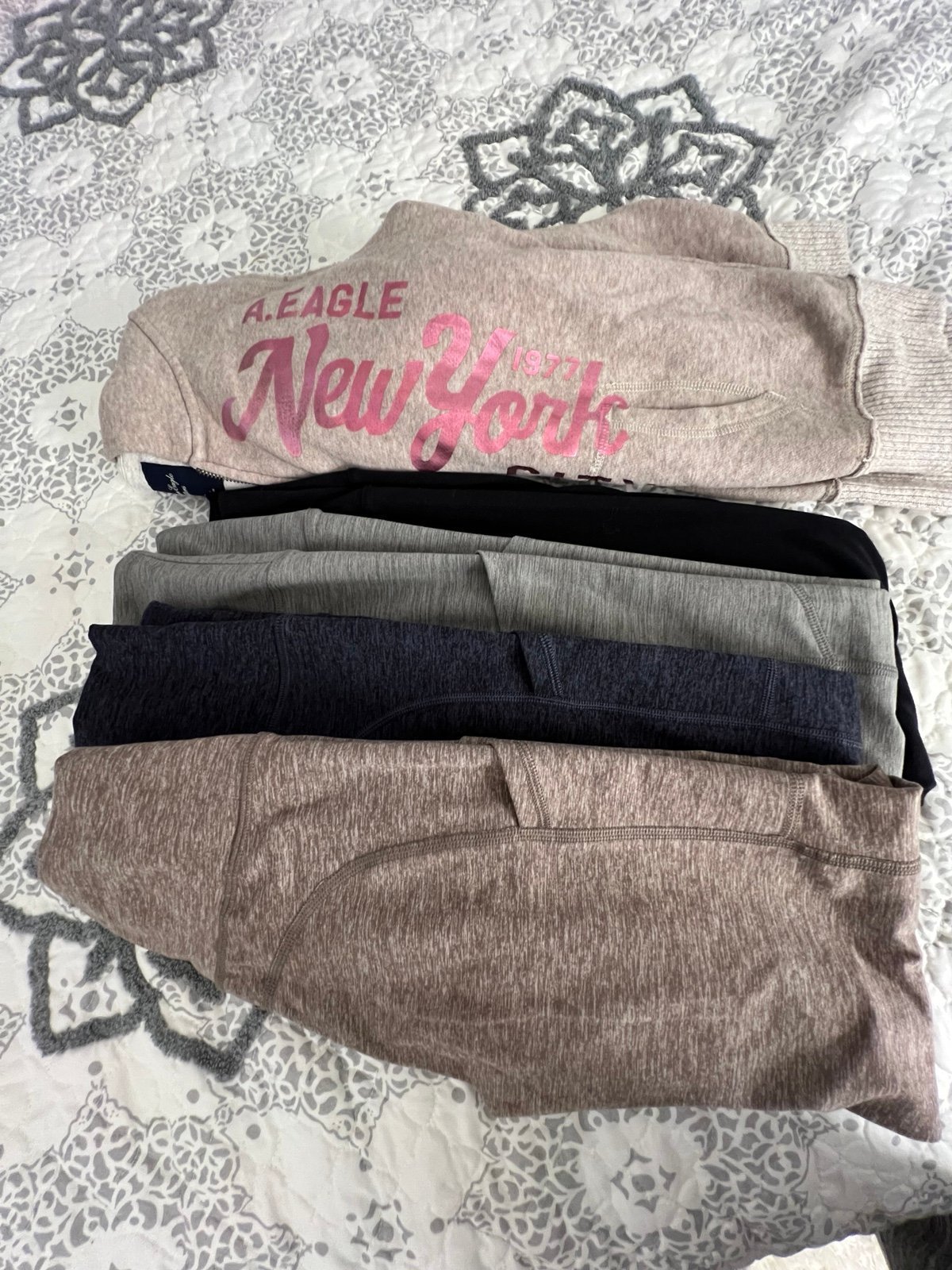 American Eagle AERIE OFFLINE bundle size M