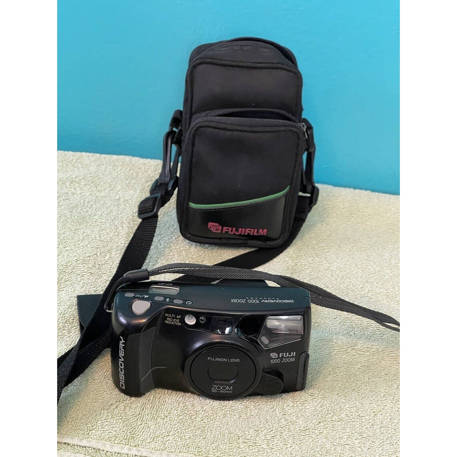 FUJI DISCOVERY 1000 ZOOM PANORAMA 35-80MM CAMERA untested