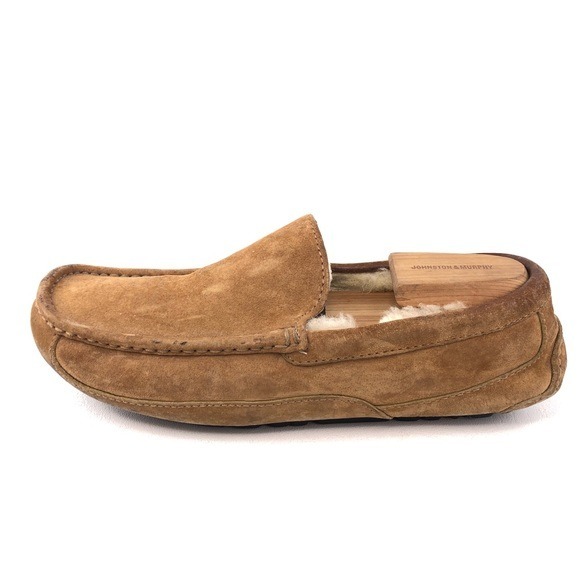 UGG Australia Ascot Moccasin Slippers 9