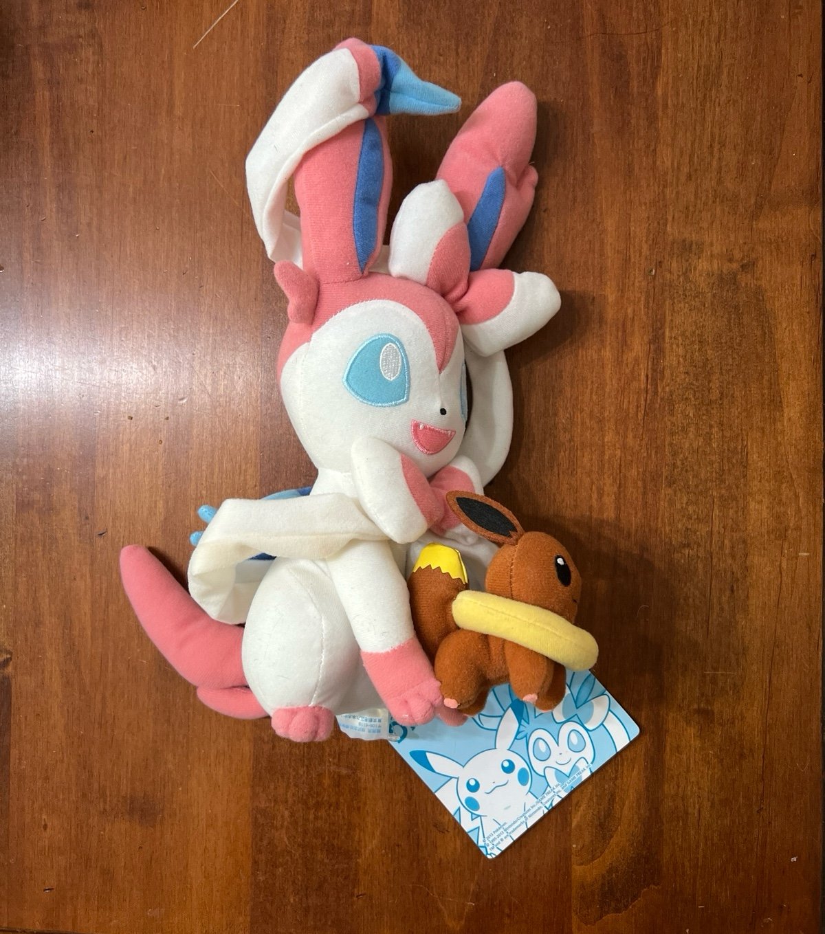 Ichiban Kuji Sylveon Holding Eevee Pokedoll Pokemon Plush MWT 2013