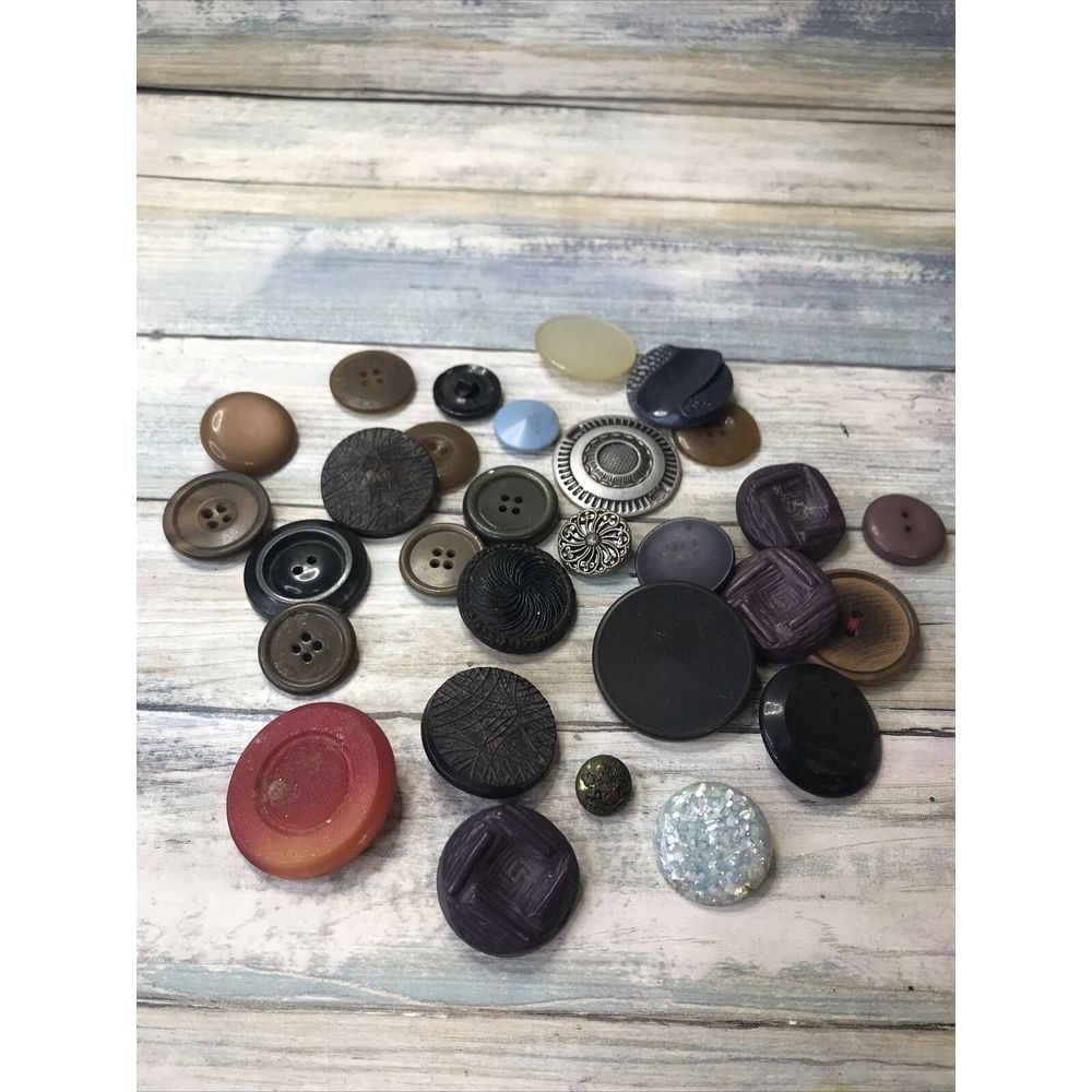 Lot Of Vintage Large Button 1930s - 1960s